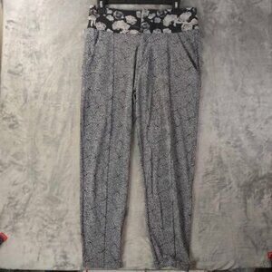 Lululemon Womens 4 Navy White Floral Stretchy‎ Straight Dress Pants Casual